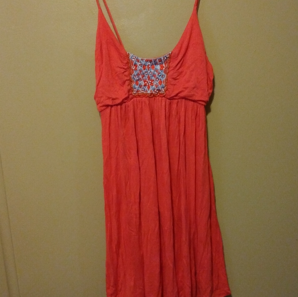 Women's rue 21 top